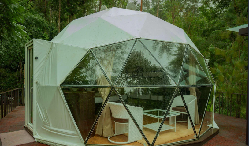 Lake View Glass Room